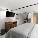 The Mierendorf Vh Links 2Room App Up To 4 People
